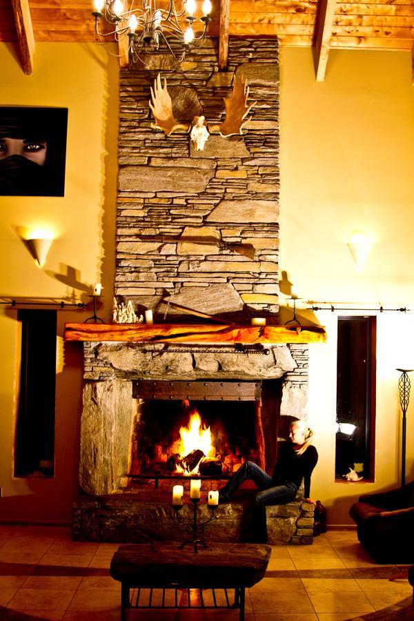 Tree House Lodge Bed & Breakfast Cheviot Exterior photo