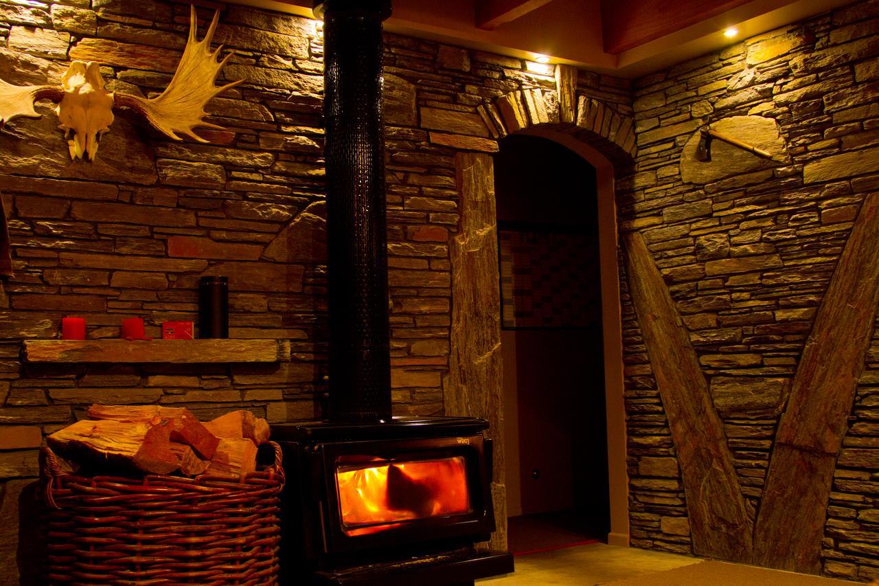 Tree House Lodge Bed & Breakfast Cheviot Exterior photo